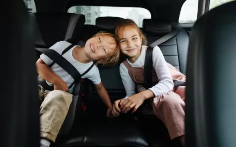 Viajar de carro com crianças: desfrute de conveniência e diversão em família
